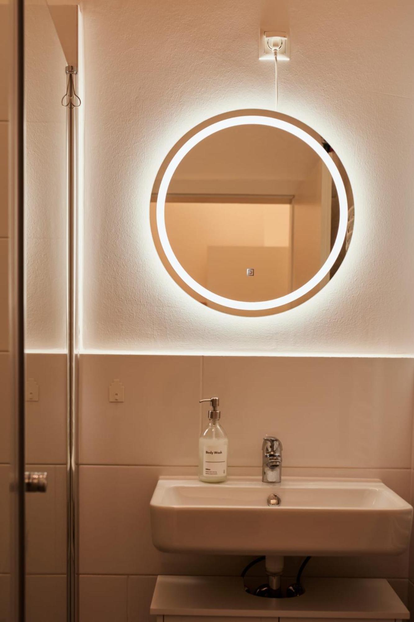 Malixa - Apartment In The Heart Of Vienna Next To Metro Exterior foto